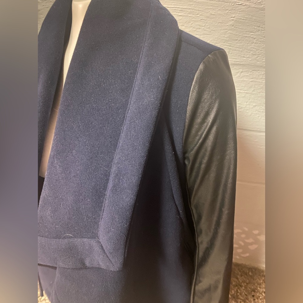 Cape/jacket - Picture 6 of 7